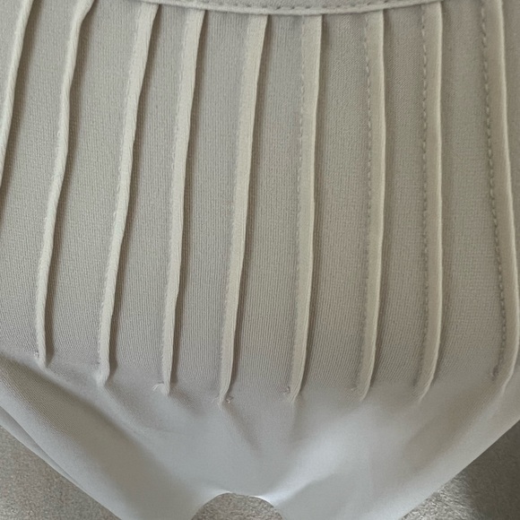 Susan Graver Essentials Elegant Cream Women's Top 2X - Picture 2 of 6